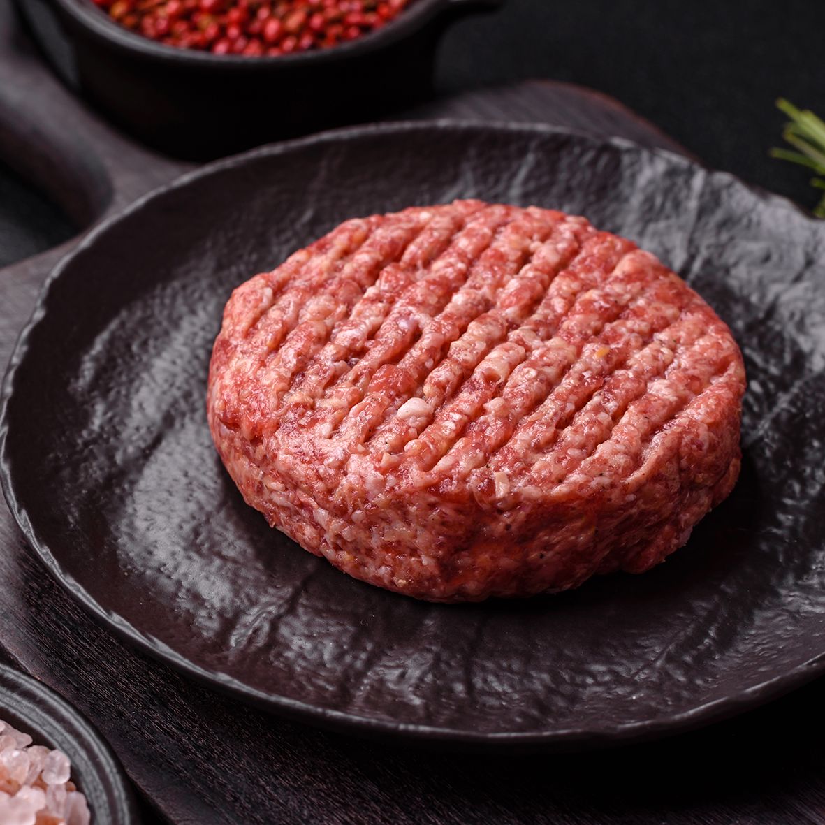 XXL Steakburger aus Dry Aged Rindfleisch, 225 g 1