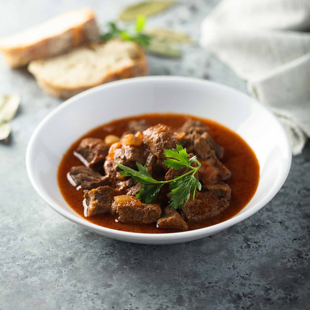 Boeuf Bourguignon – Rindfleischwürfel mit Perlzwiebeln in Rotweinsauce (2 x 250 g)