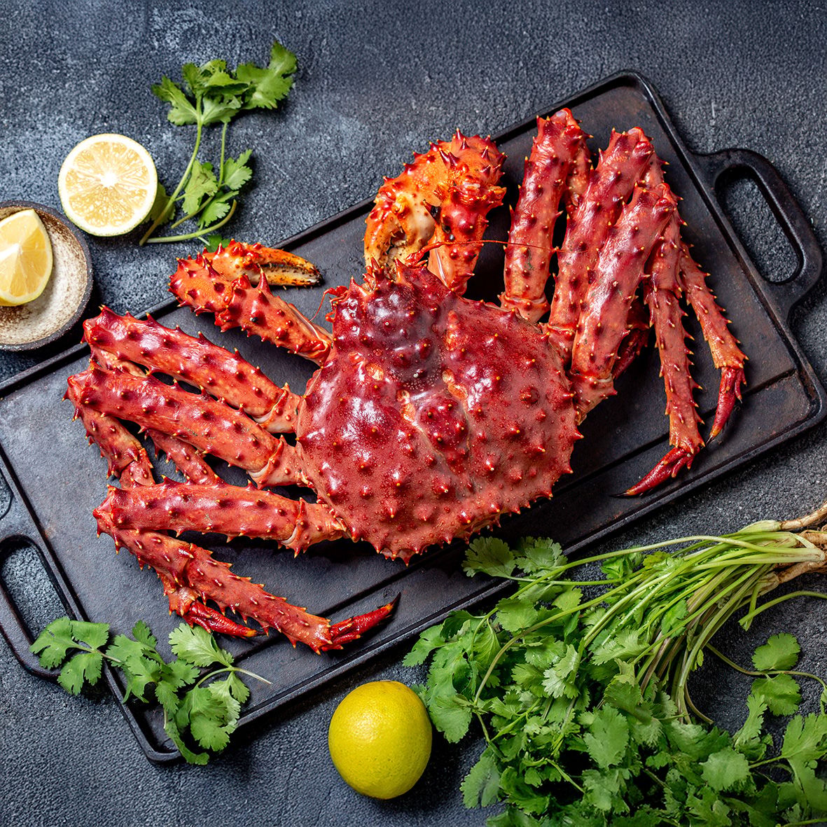 Ganze Königskrabbe gekocht aus Wildfang  1
